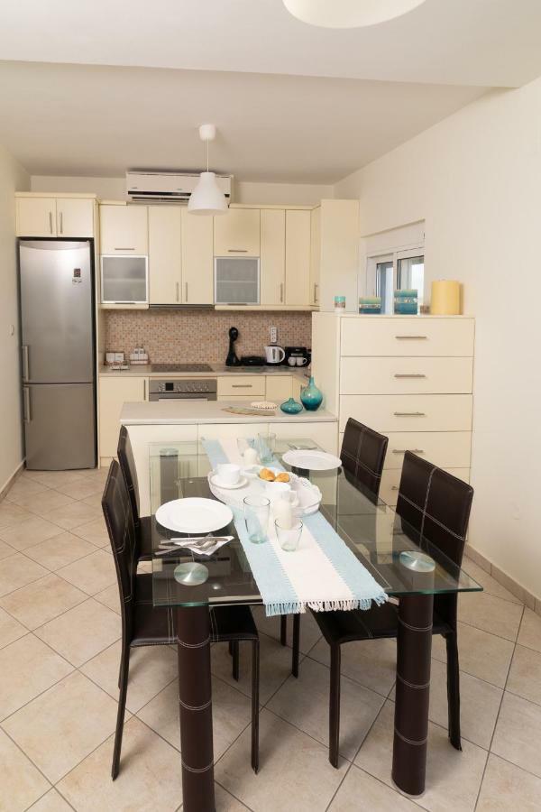 Seaview Flat Steps To The Beach Karavostasi  Exterior photo